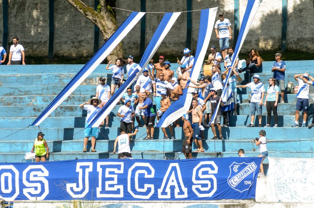 Mirando a liderança de volta, EC Taubaté faz promoção de ingressos