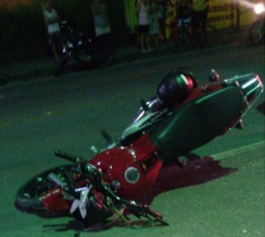 Motociclista de 19 anos morre após acidente em Cruzeiro