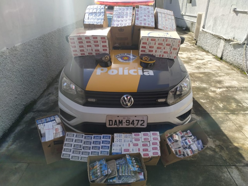 Homem é detido com 2,5 mil maços de cigarros contrabandeados em Cachoeira Paulista