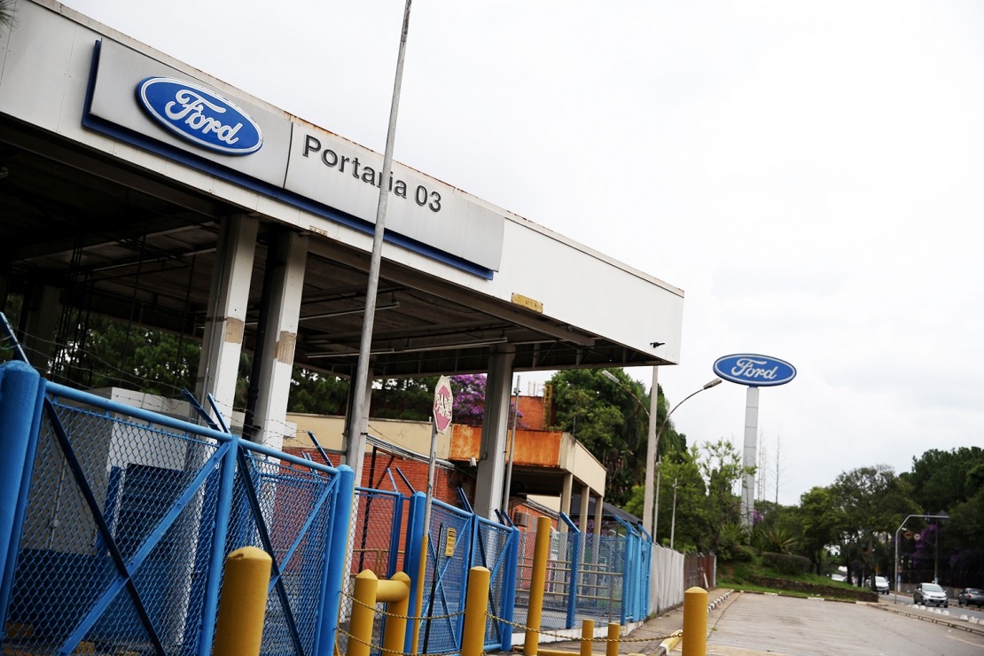 Com o fechamento da fábrica da Ford cinco mil empregos podem ser impactados, diz associação comercial