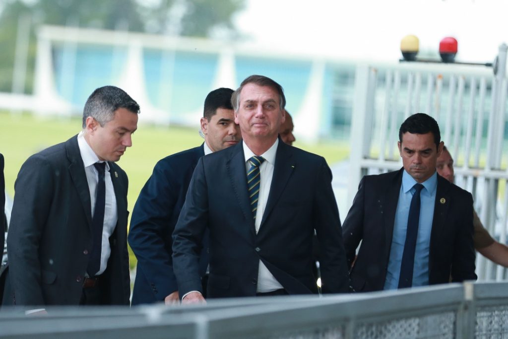 Bolsonaro vai à posse do novo presidente do Uruguai no domingo
