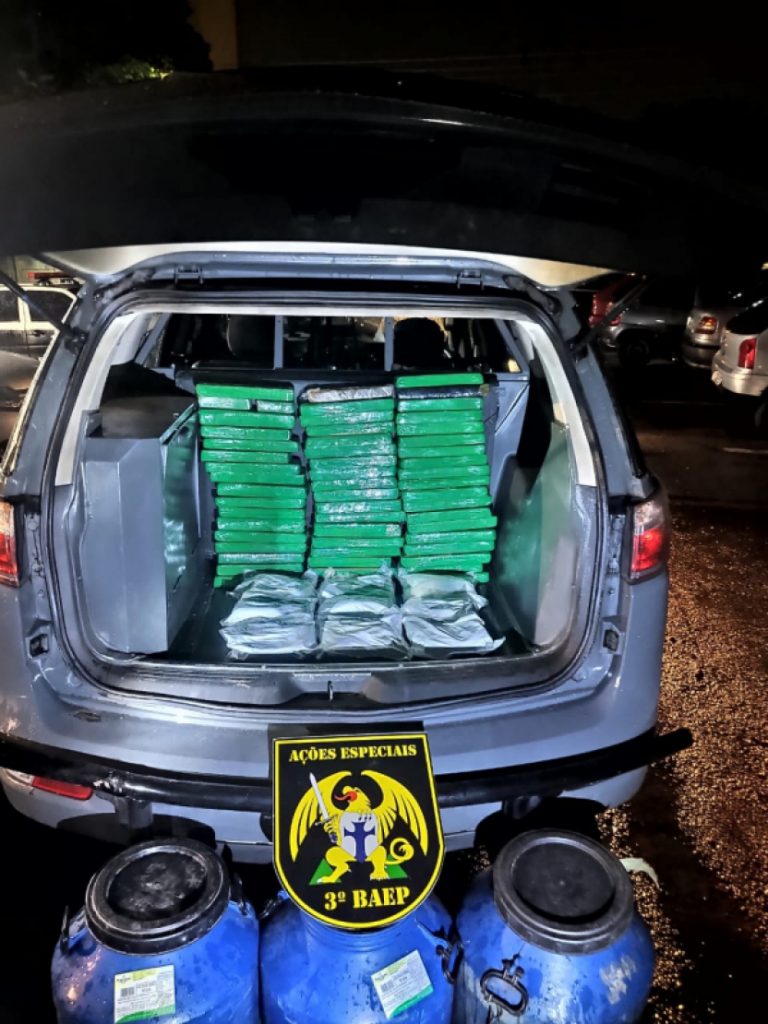 Jovem é presa com 40 kg de maconha na zona leste de São José