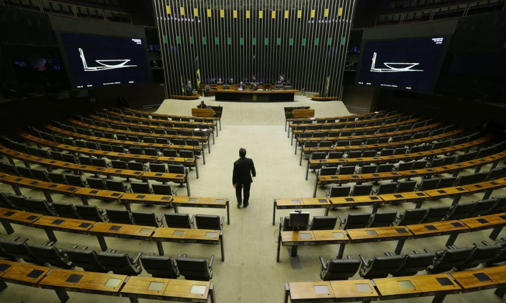 Câmara dos Deputados aprova PEC do novo Fundeb em 2º turno
