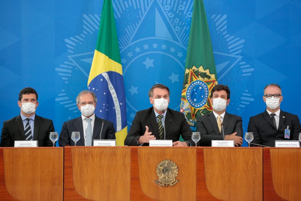 Brasil fecha fronteiras com mais oito países da América do Sul
