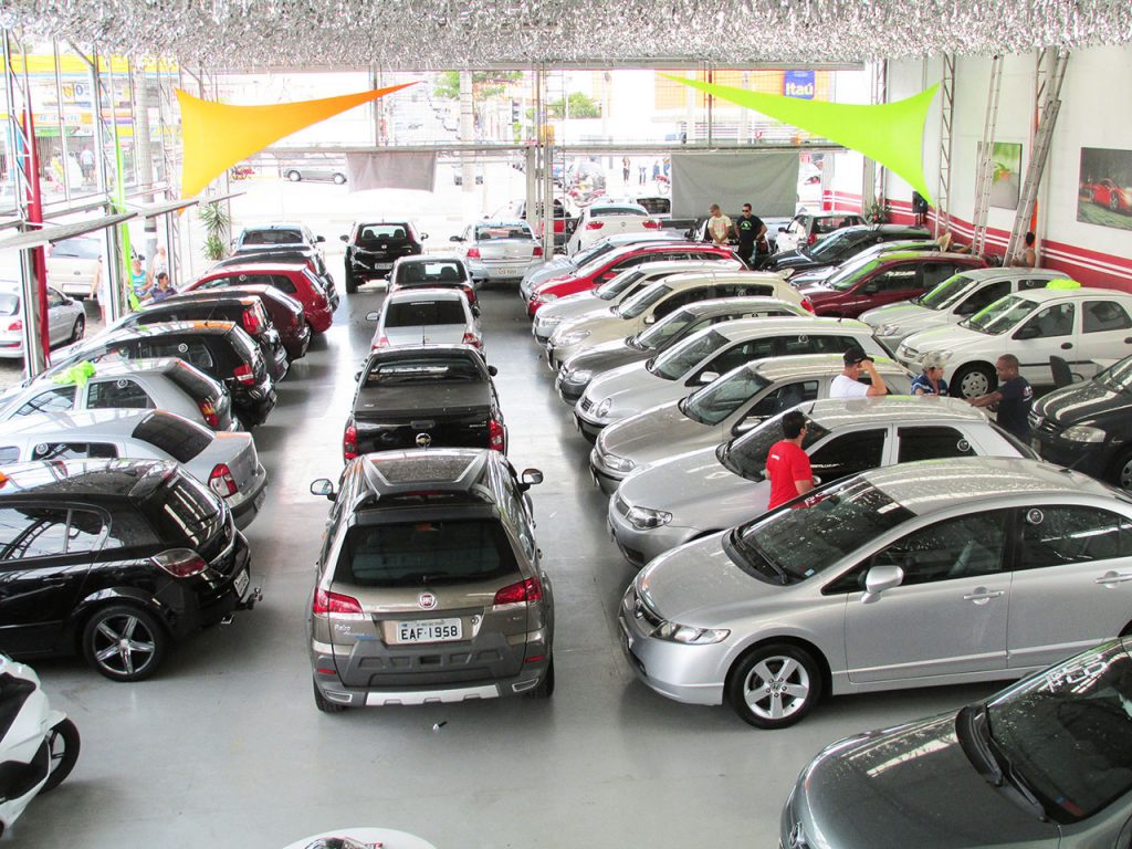 Vendas de carros despencam