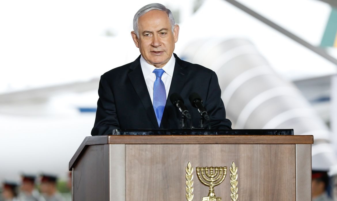 Parlamento de Israel aprova novo governo que encerra era Netanyahu