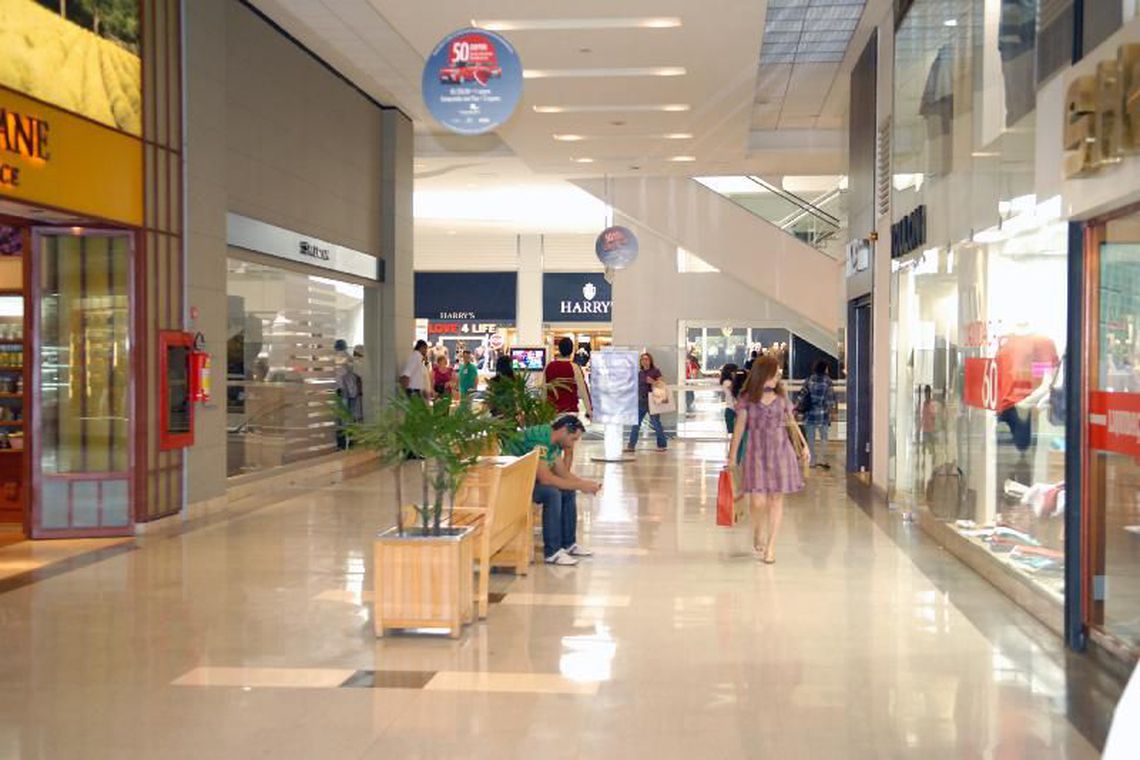 Shoppings e salões de beleza abrem neste sábado em São José dos Campos e Taubaté
