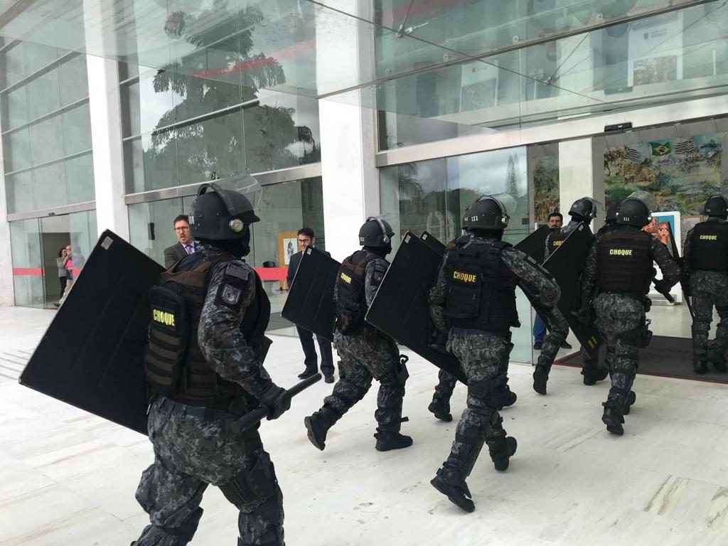 Em meio a manifestações, Alesp aprova reforma da Previdência