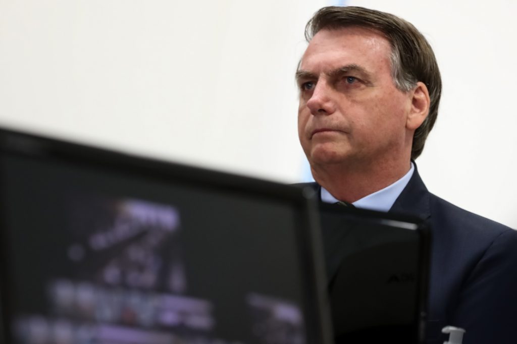 ‘Nem tem altura pra criticar o governo federal’, diz Bolsonaro a Doria