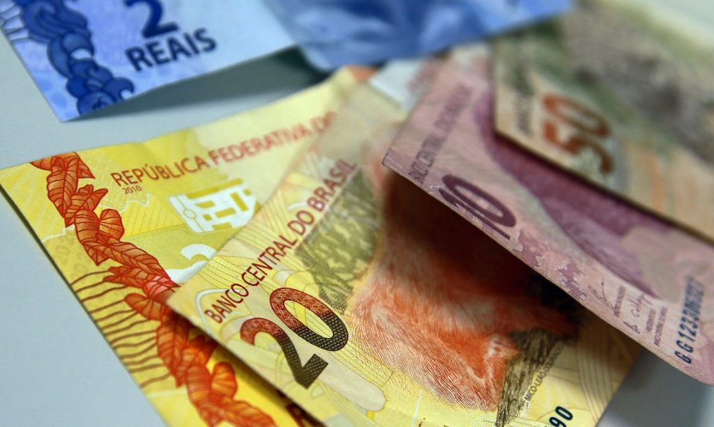 Mercado financeiro reduz estimativa de crescimento da economia em 2020