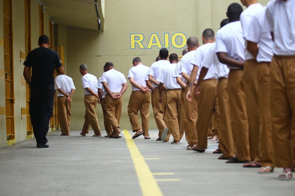 Justiça proíbe visitas em todas unidades prisionais de São Paulo