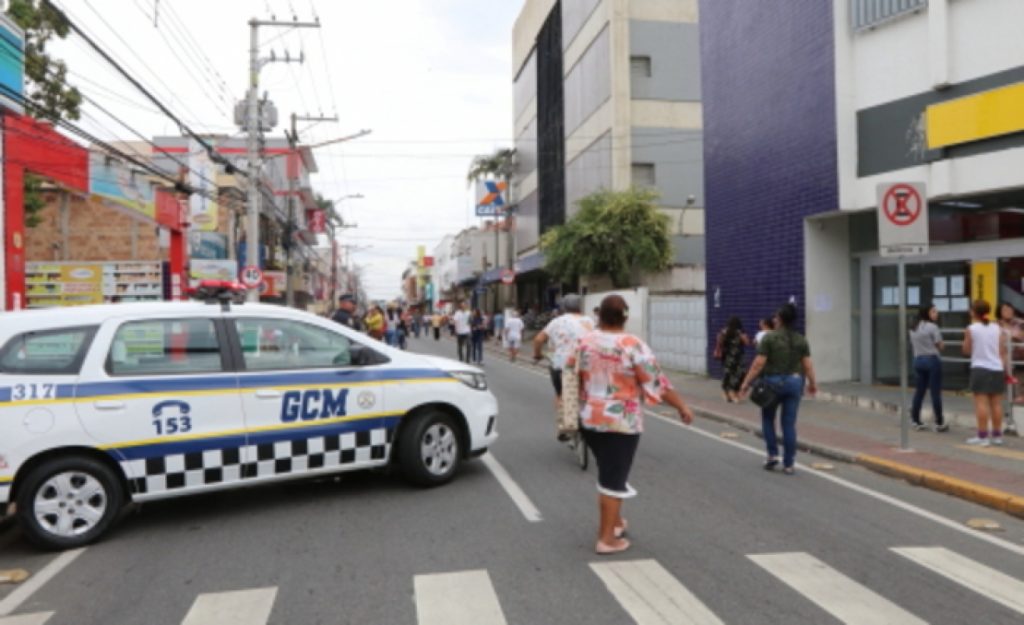 Prefeitura de Jacareí dará voucher de R$ 154 para ambulantes