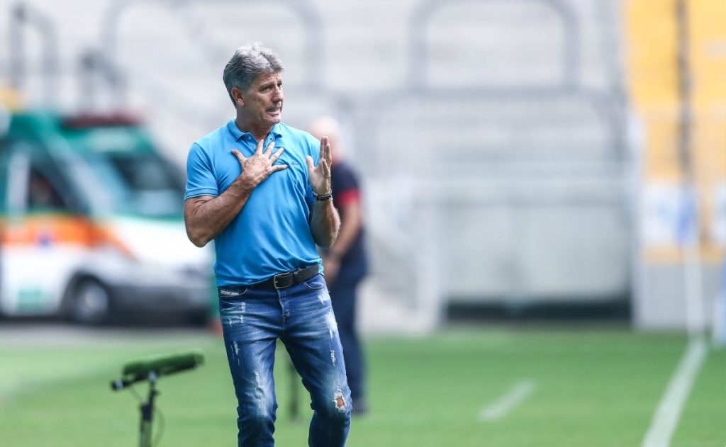 Renato Gaúcho vira consultor de Jair Bolsonaro em discussões sobre retorno do futebol