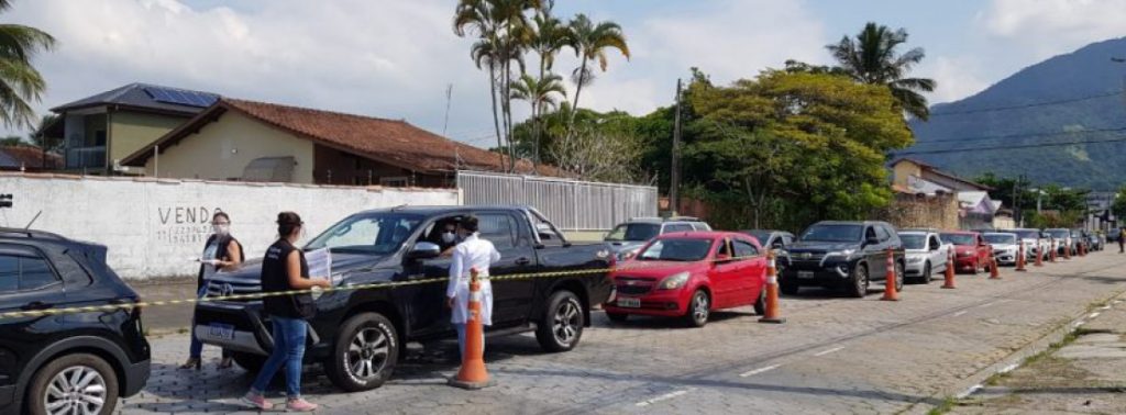 Caraguatatuba aborda 150 veículos durante barreira sanitária