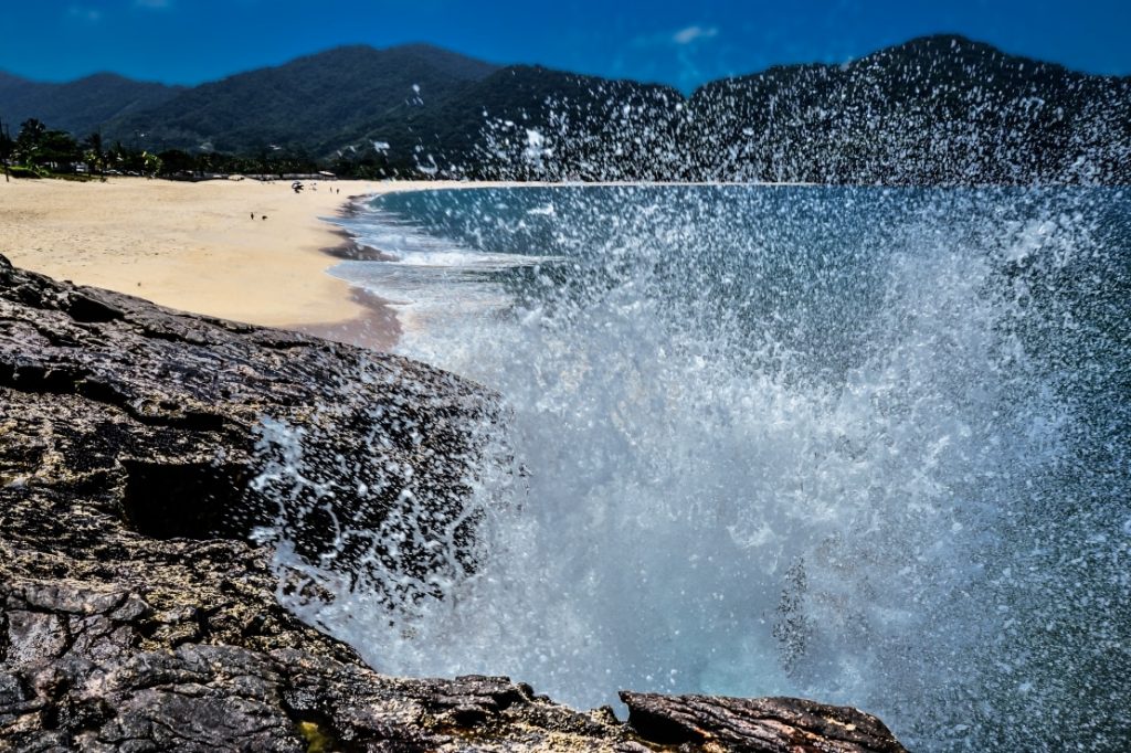 São Sebastião libera praias para esportes individuais