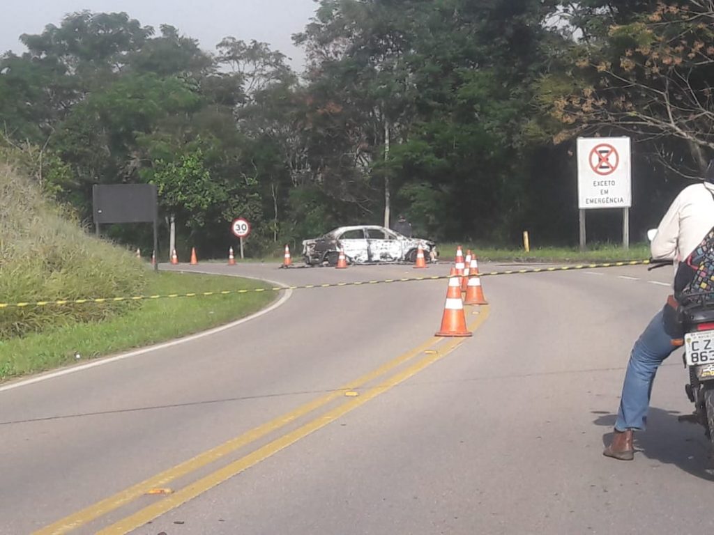 Criminosos explodem agência bancária em Monteiro Lobato; ninguém foi preso