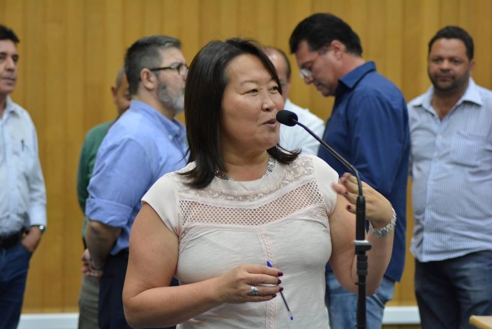 Amélia Naomi acusa o presidente da Câmara de São José de coação