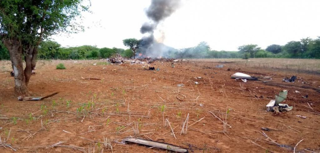 Avião da Embraer cai na Somália e deixa seis mortos