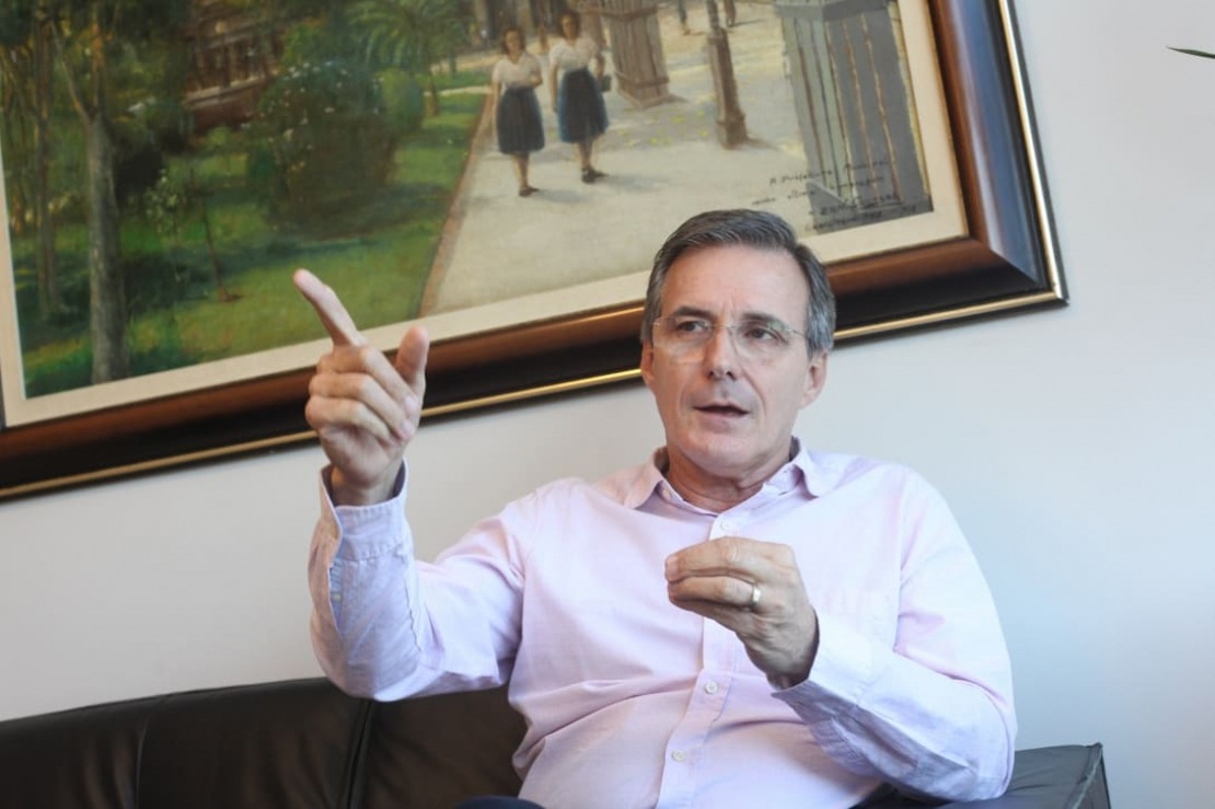 Prefeito de Guaratinguetá está na UTI com Covid-19