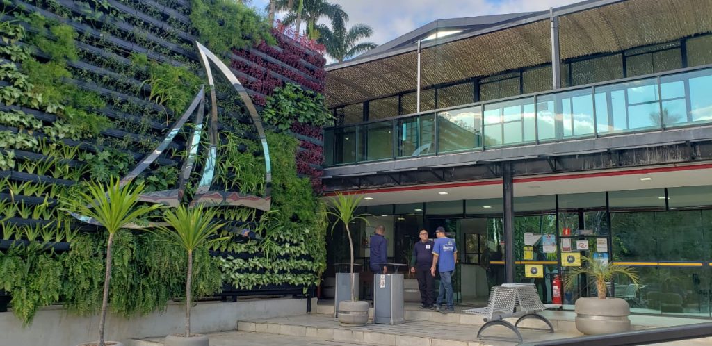 Prefeitura de Ilhabela antecipa a primeira parcela do 13º salário dos servidores municipais