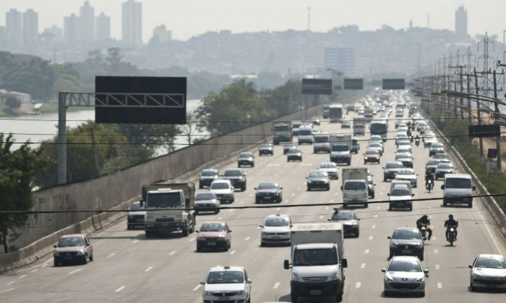 Prefeitura de São Paulo amplia isenção de veículos no rodízio