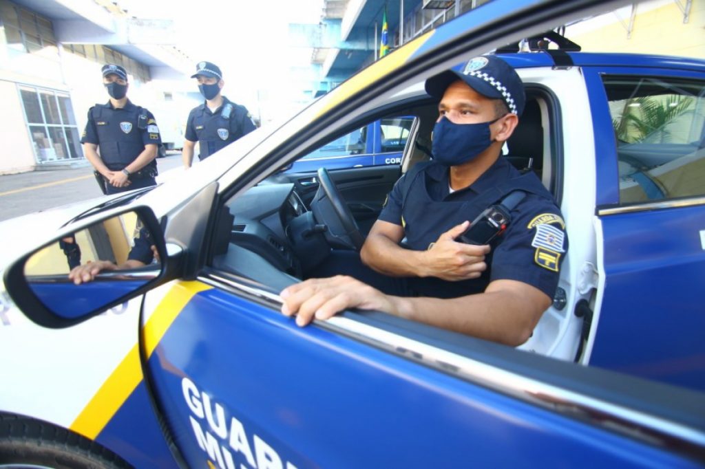 GCM vai utilizar microcâmeras nos uniformes em São José