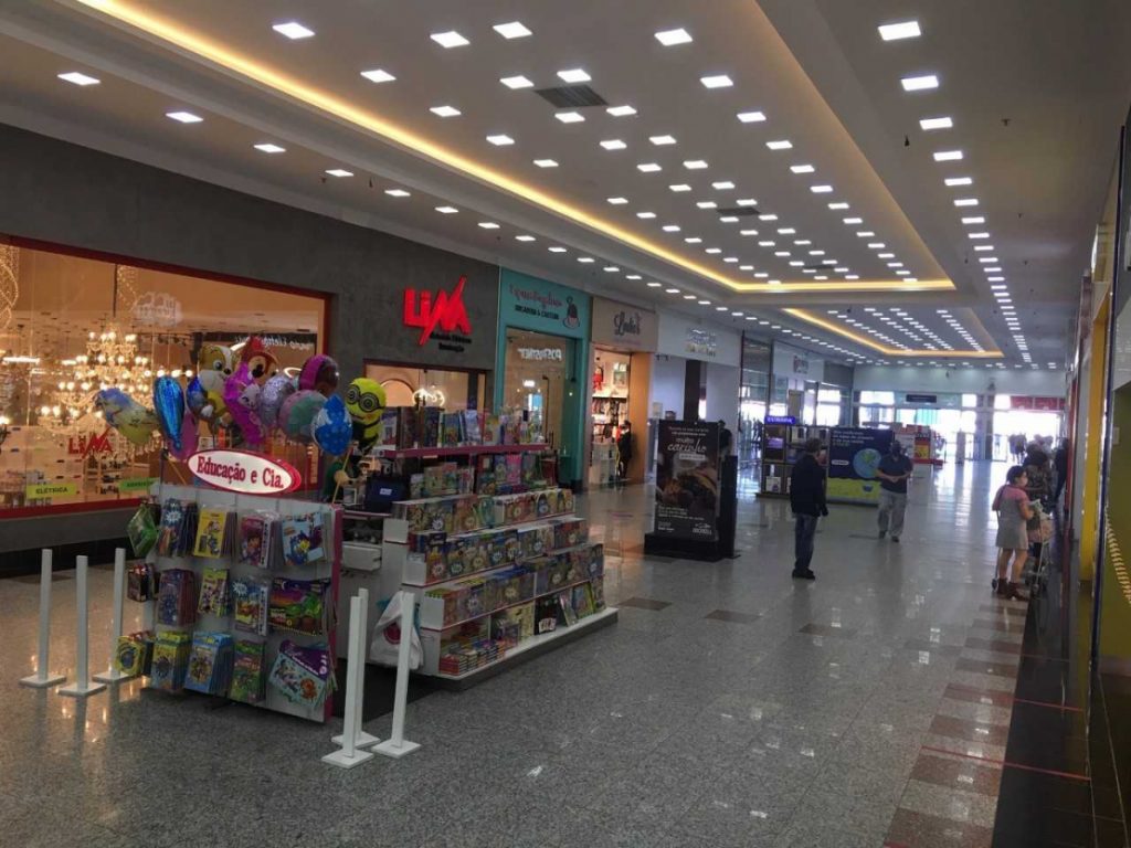 Shopping de São José e banco fecham linha de crédito para lojistas