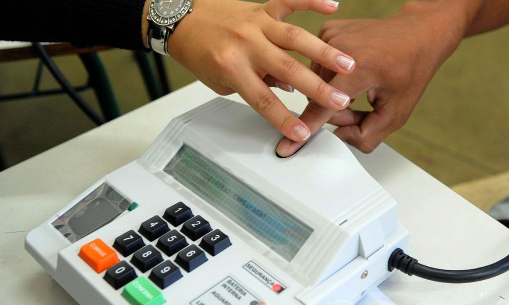 Para evitar contágio, TSE exclui biometria nas eleições municipais