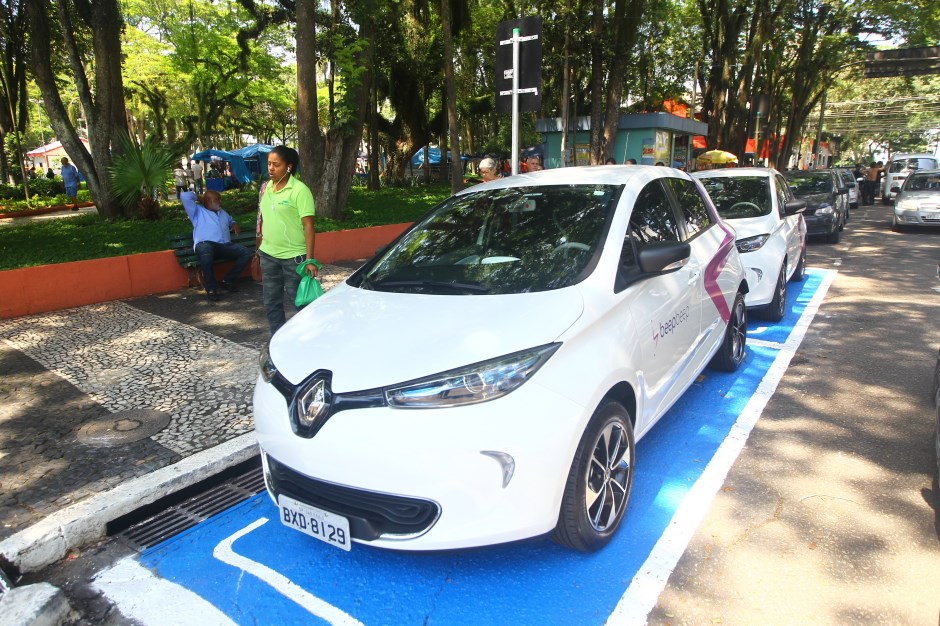 Carros elétricos compartilhados chegam a mais dois bairros da zona oeste de São José dos Campos