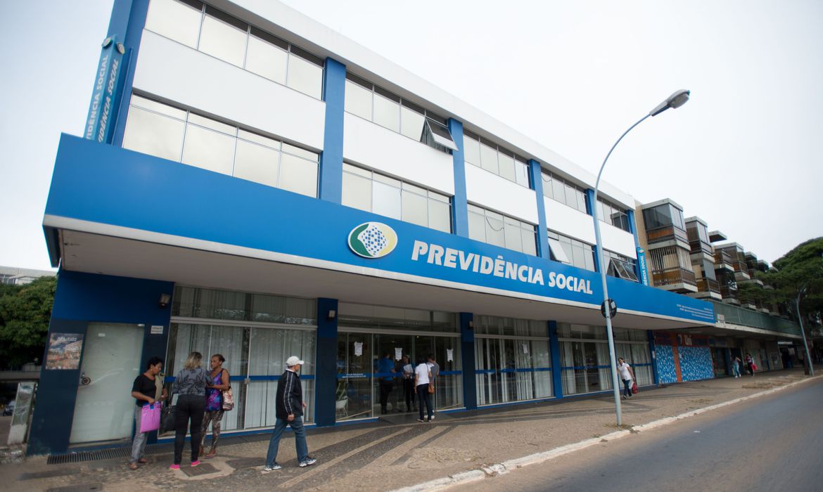 Vale do Paraíba tem reabertura de sete agências do INSS
