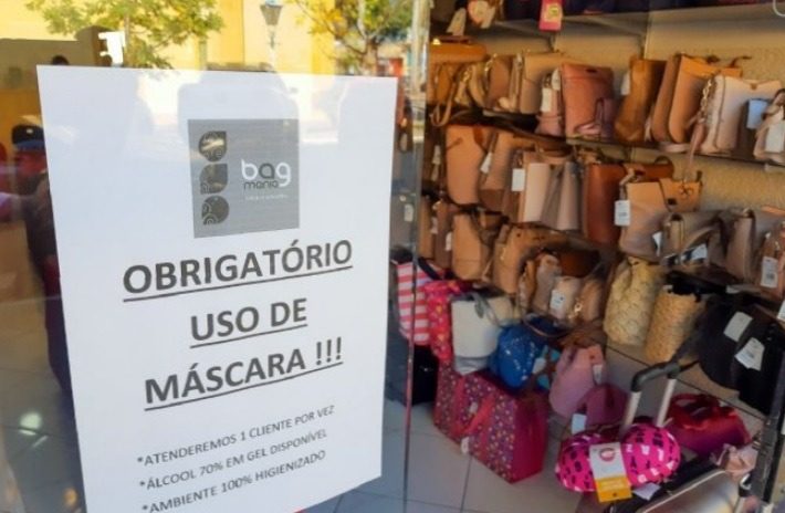 São Sebastião libera 100% da capacidade de lojas e salões de beleza