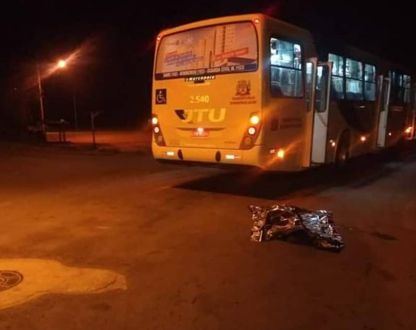 Homem morre atropelado por ônibus em Jacareí