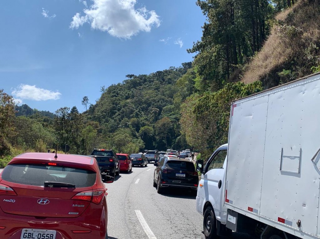 Estrada Floriano Rodrigues Pinheiro, registra lentidão durante feriado prolongado de 7 de setembro
