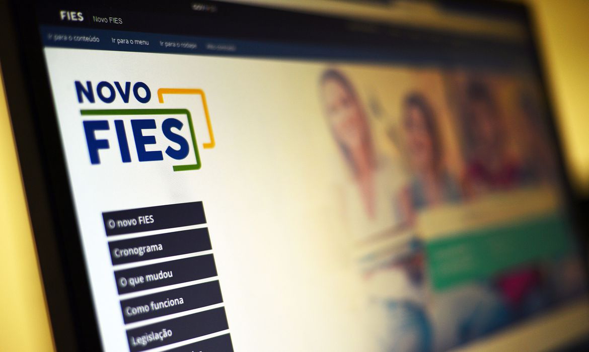 Educação Inscrições para vagas remanescentes do Fies começam hoje
