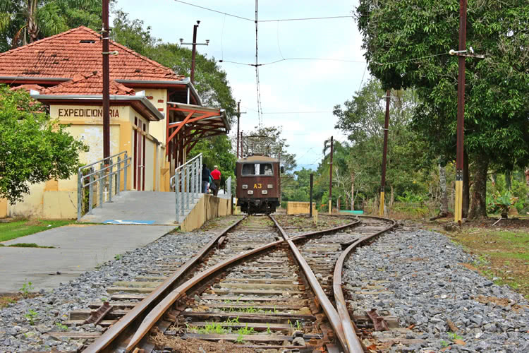 Estrada de ferro de Campos do Jordão completa 106 anos