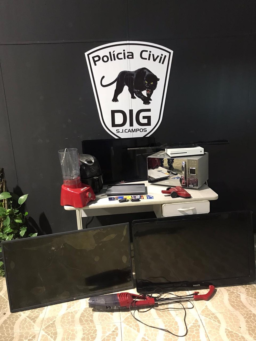 Polícia Civil prende grupo suspeito de roubo a residências em São José dos Campos