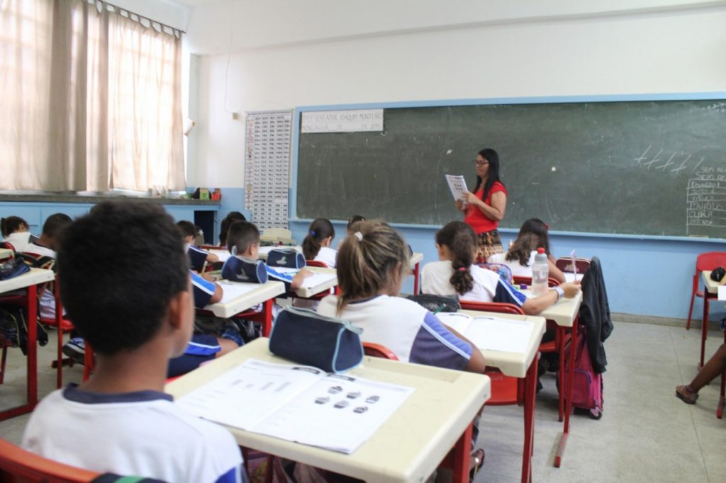 Caçapava publica edital para contratação de professores temporários