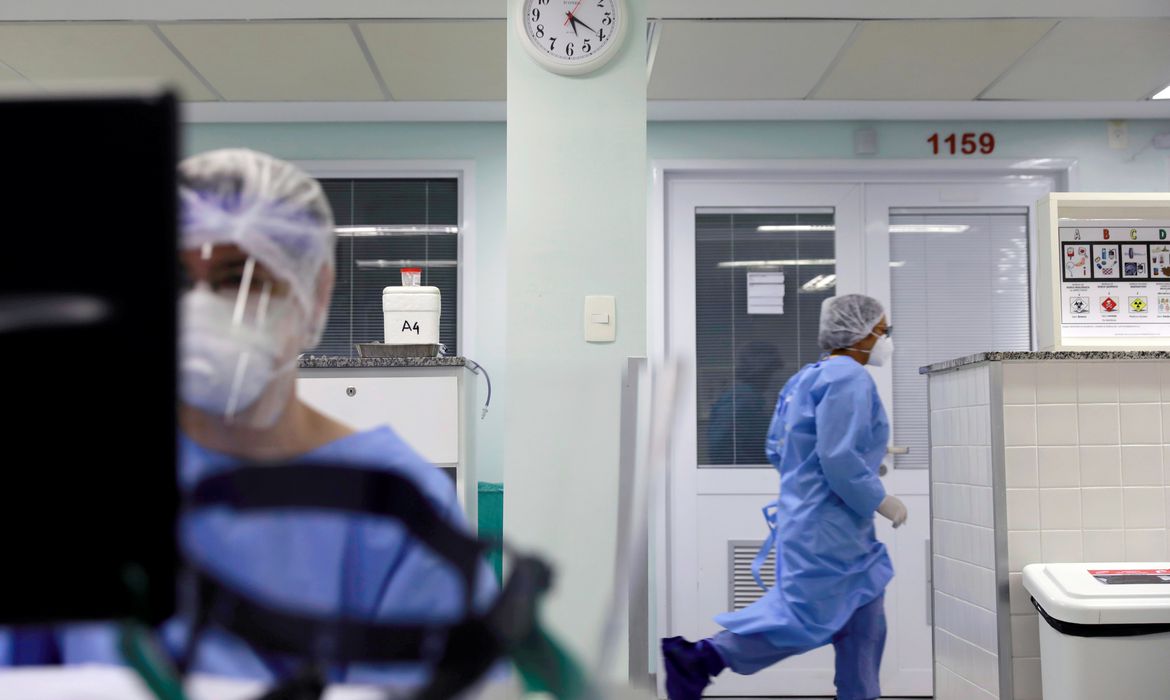 Estado de São Paulo confirma dois casos do novo variante do coronavírus