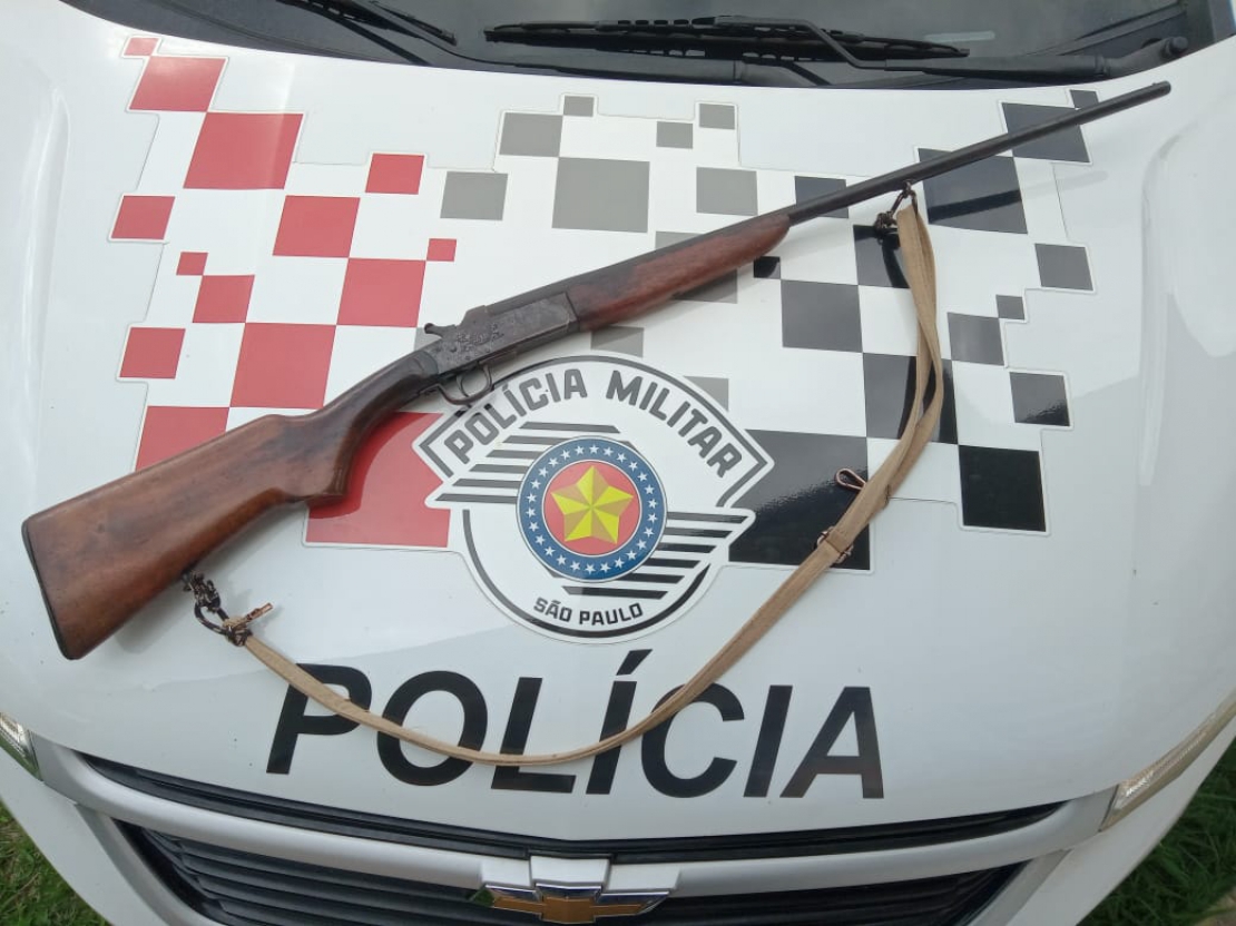 Homem é preso após atirar em esposa e filhos em São José do Barreiro