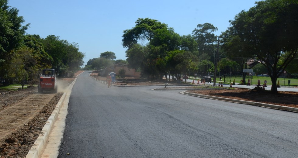 Obra da Via Esplanada altera trânsito de São José dos Campos