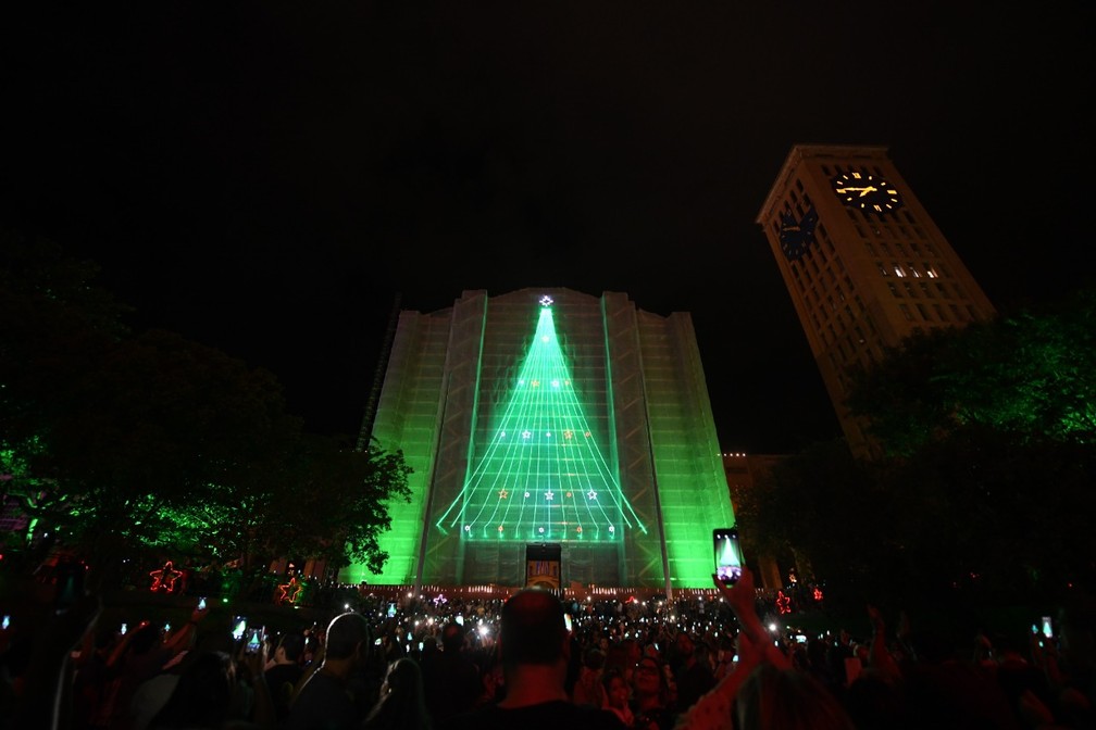 Basílica de Aparecida cancela decoração de natal