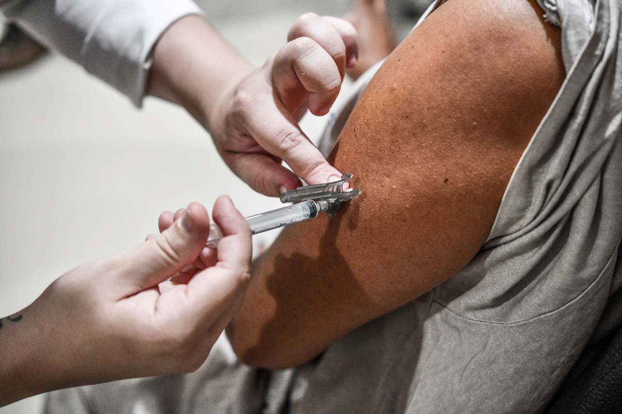 Caraguatatuba vacinou 26% da população com a primeira dose contra Covid-19