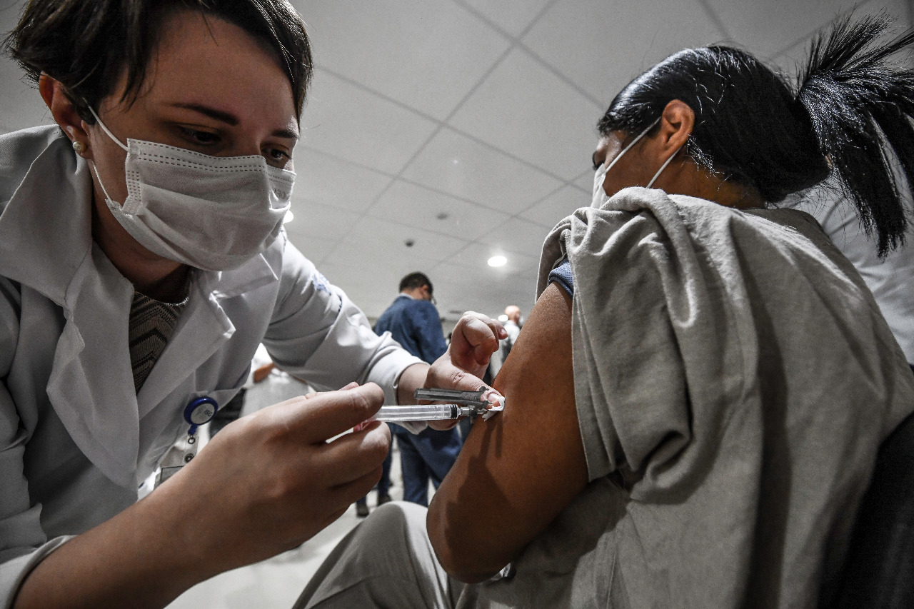 Estado de São Paulo começa a distribuir segundo lote das vacinas do Butantan