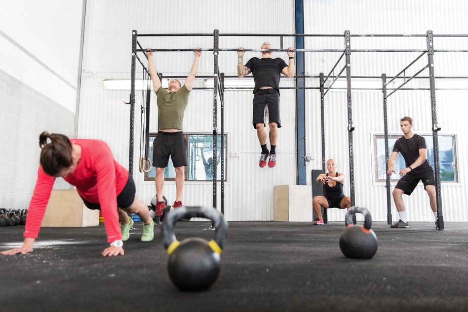 Box de Crossfit é interditado por realizar treinos com portas fechadas, na Zona Leste em São José