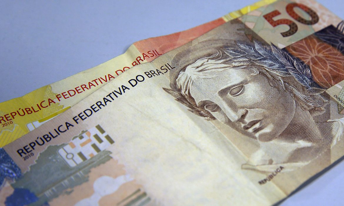 Inflação oficial fecha 2020 em alta de 4,52% segundo IBGE, maior alta desde 2016