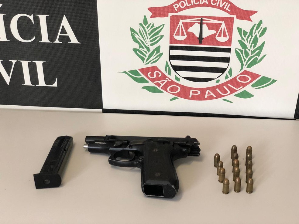 Homem é preso por porte ilegal de armas em Campos do Jordão