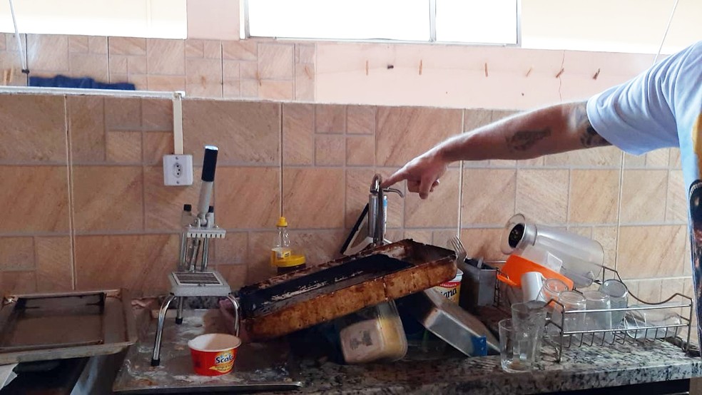 Vazamento deixa bairros de São José dos Campos sem abastecimento de água