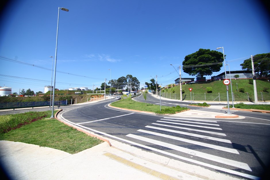 Obra interdita pistas da rotatória do gás neste fim de semana em São José dos Campos