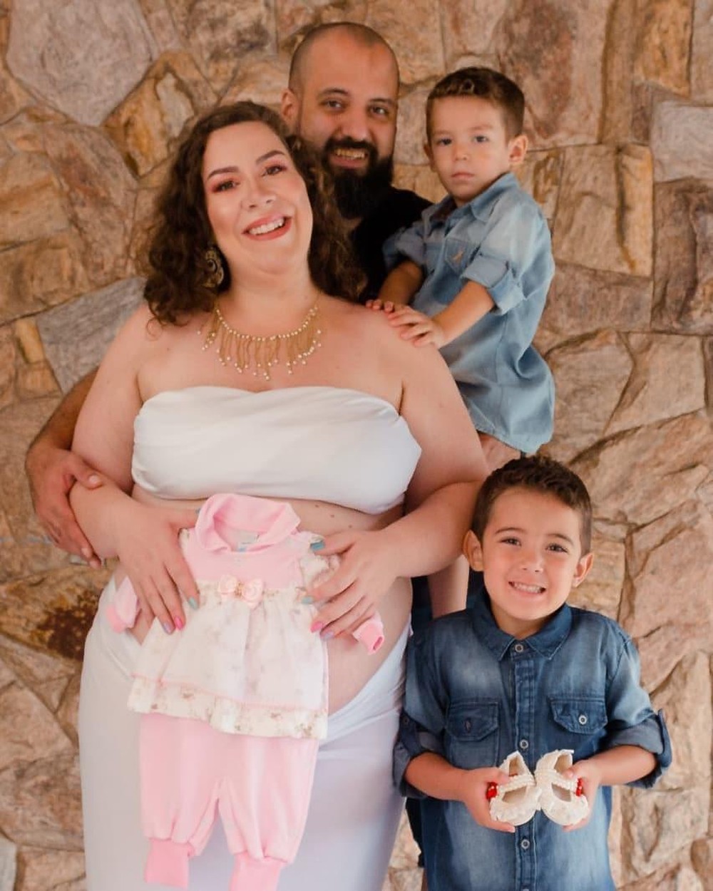 Grávida morre vítima da Covid-19; bebê segue internada