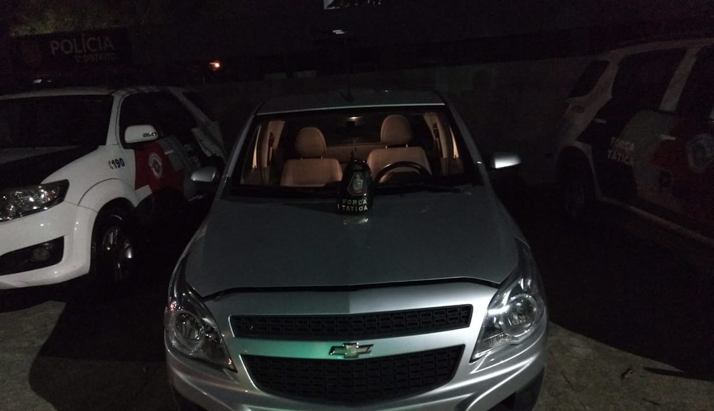 Homem é preso por furto de carro após perseguição na Dutra em São José dos Campos